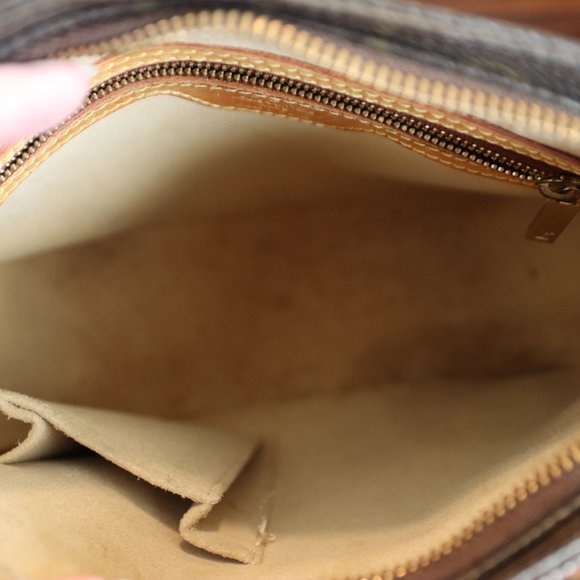 LV Vintage Monogram Looping Purse GM Date - Picture 9 of 17